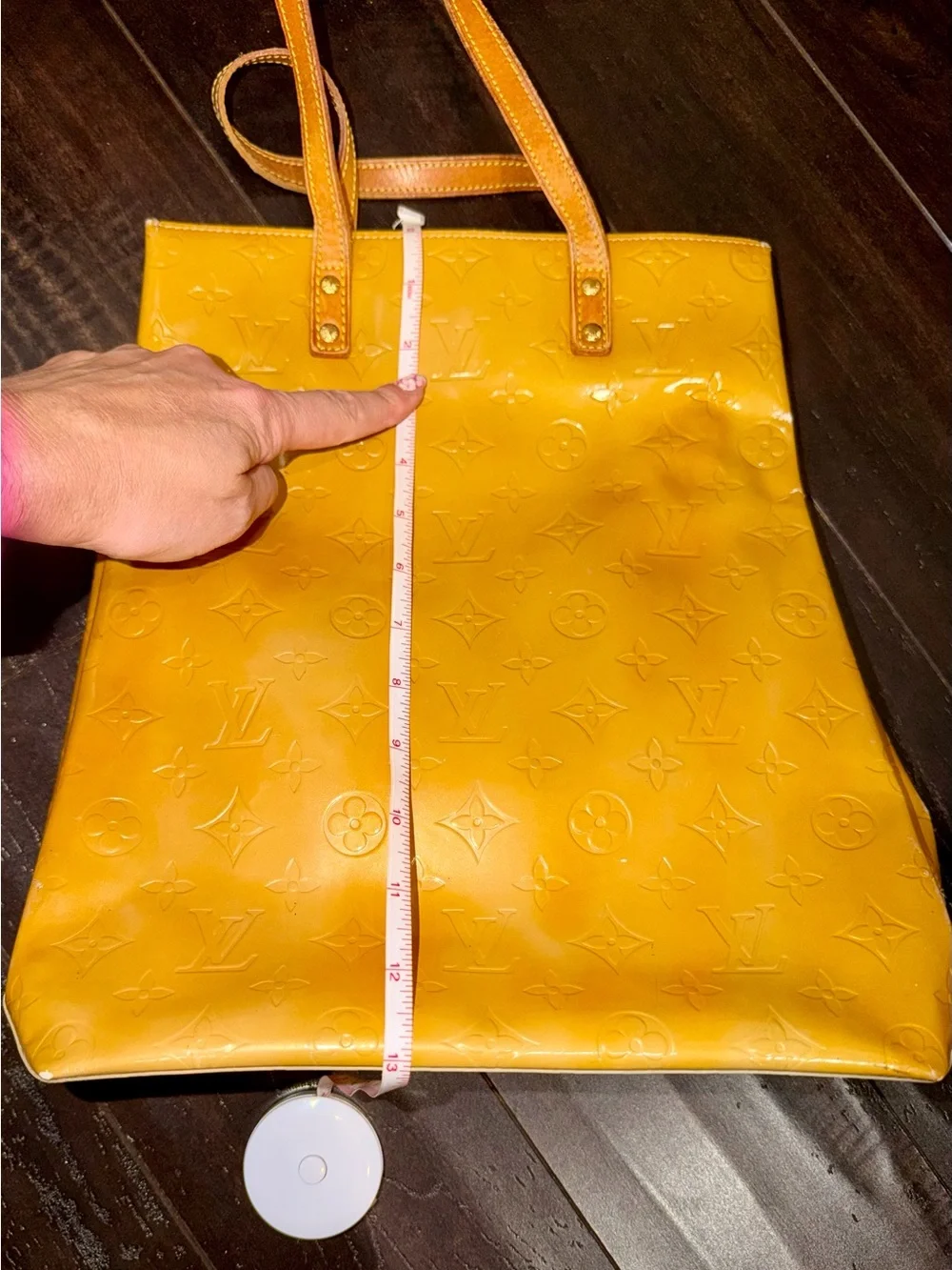 Louis Vuitton key features